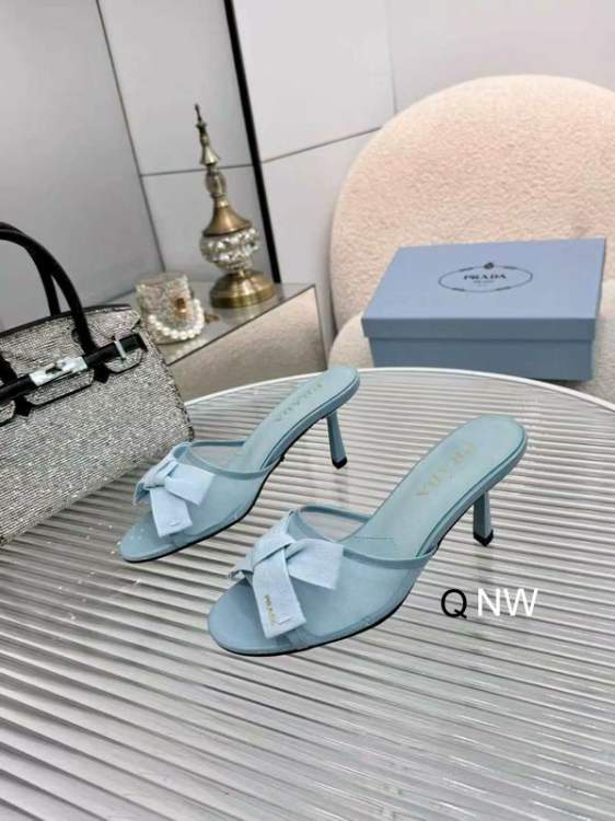 Picture of Prada Shoes _SKUPradasz35-40NW040519222